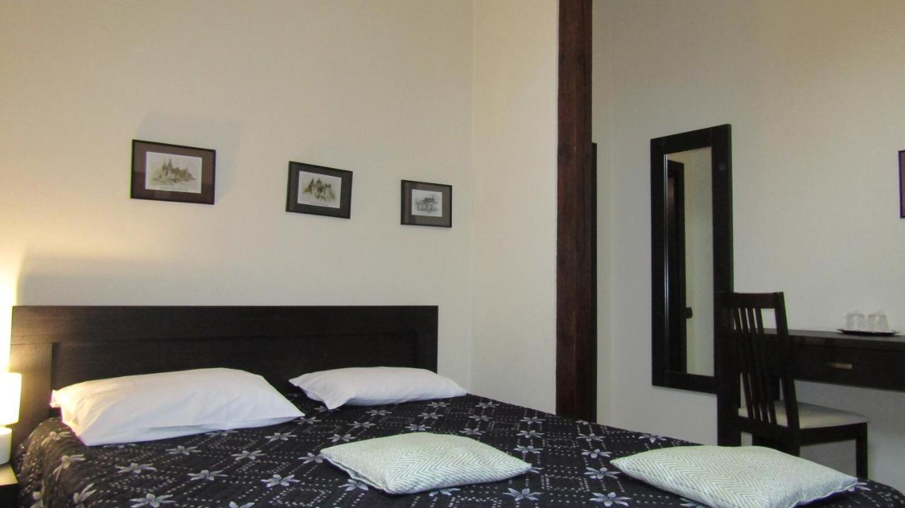 Rami House Central Double Rooms Braşov Exteriör bild