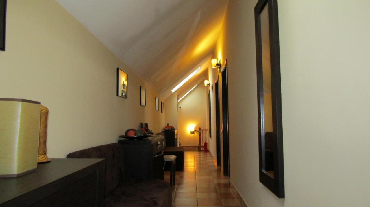 Rami House Central Double Rooms Braşov Exteriör bild
