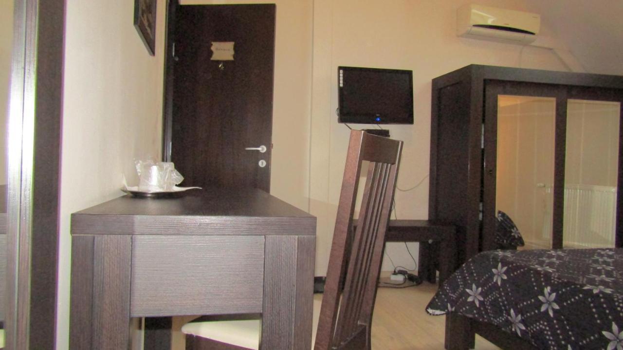 Rami House Central Double Rooms Braşov Exteriör bild