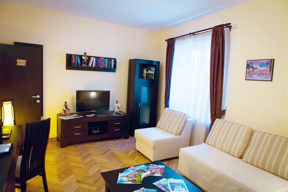 Rami House Central Double Rooms Braşov Exteriör bild